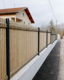 Horganyzott oszlopok – tartós megoldás a kerítéshez